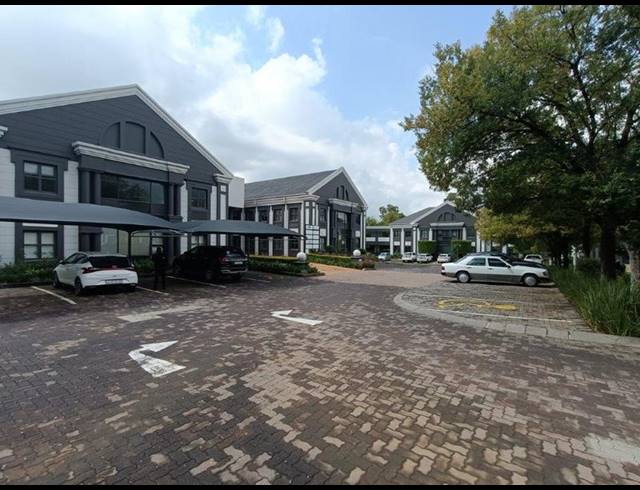 BUSINESS PROPERTY TO RENT IN SUNNINGHILL